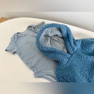 NWOT! Carter’s Blue Fleece Bear Hoodie and Matching Onesie, 3 Months!